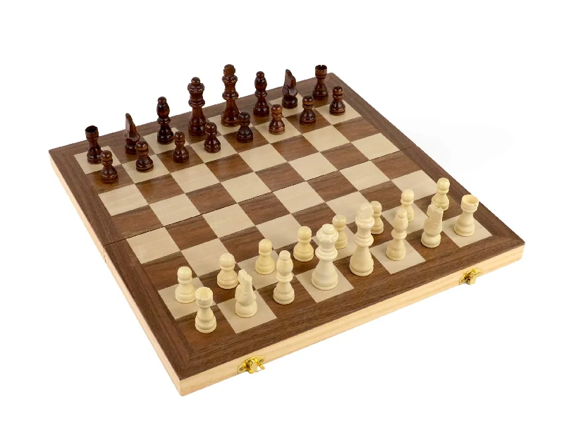 Regal Foldable Deluxe Wooden Chess Set