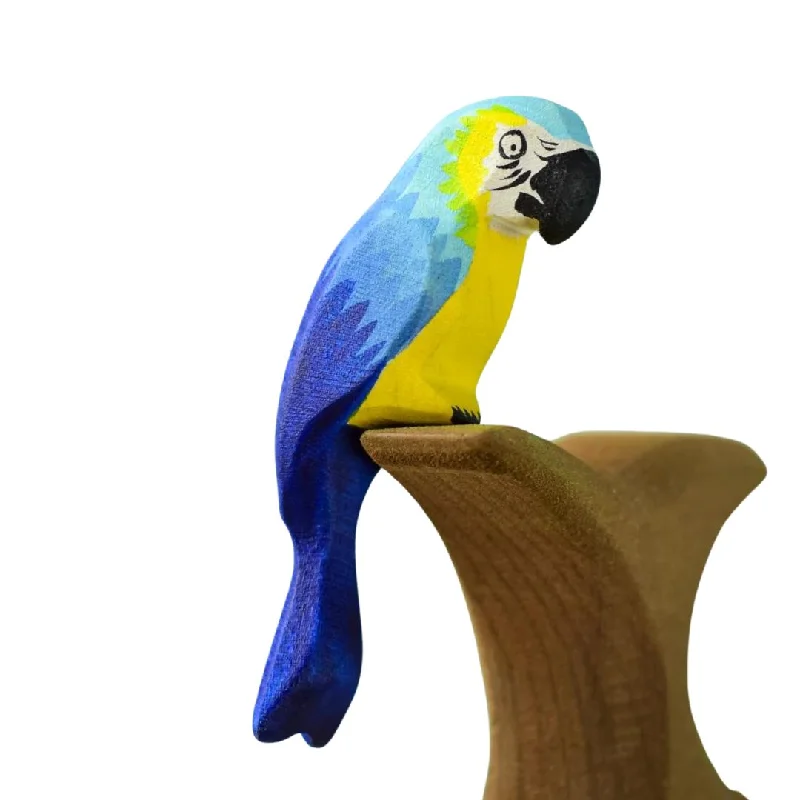 Wooden Blue Macaw