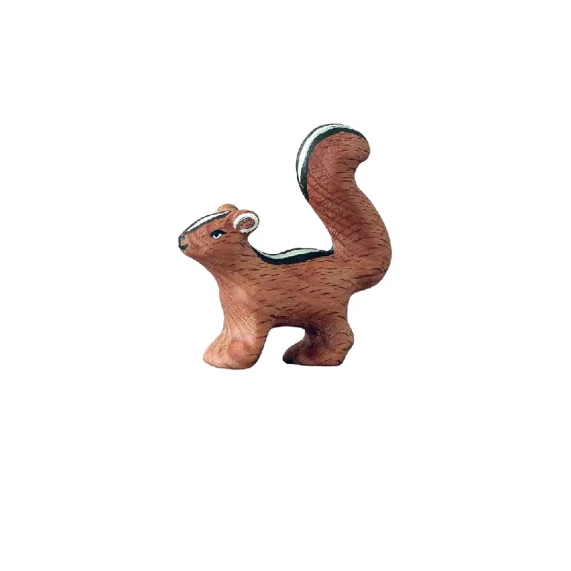 Wooden Chipmunk - Standing