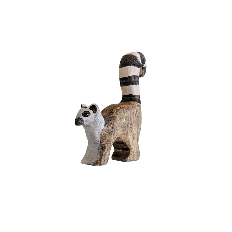 Wooden Ring Tailed Lemur - Tail Backward