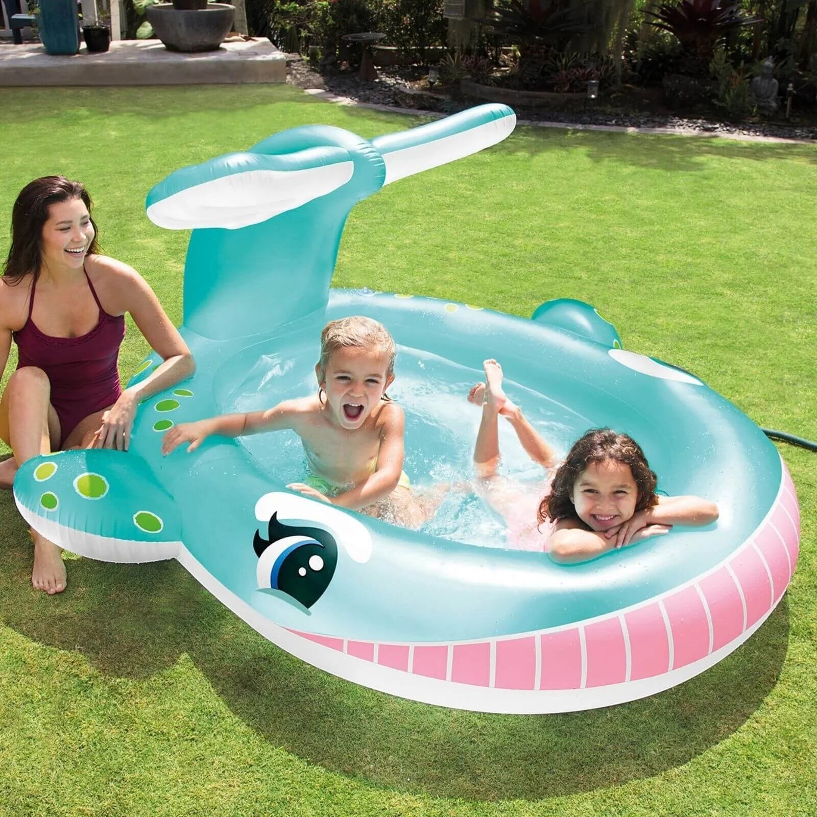 Intex-Whale Spray Pool